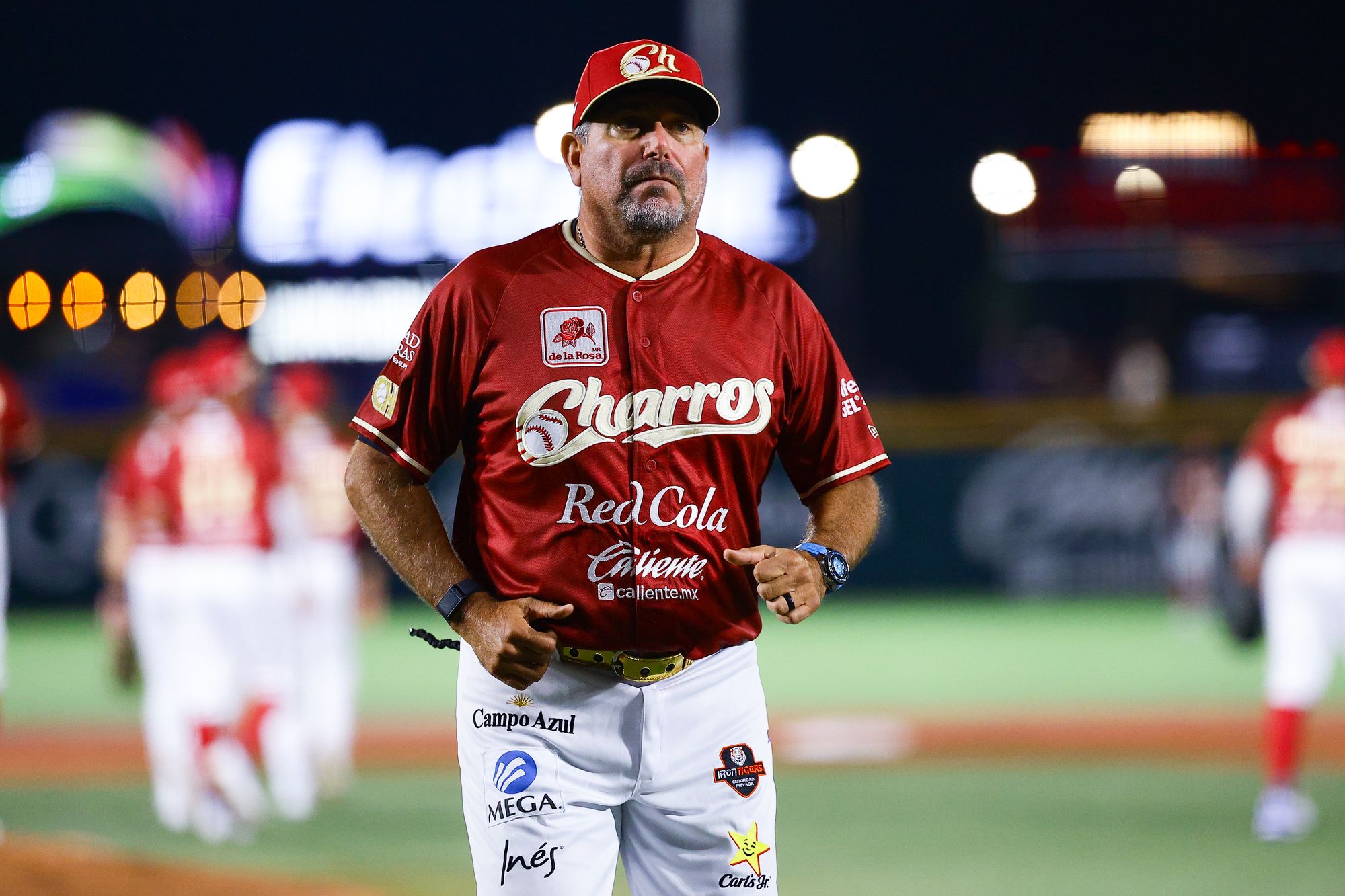 Charros de Jalisco renuevan a Benjamín Gil como mánager para 2026