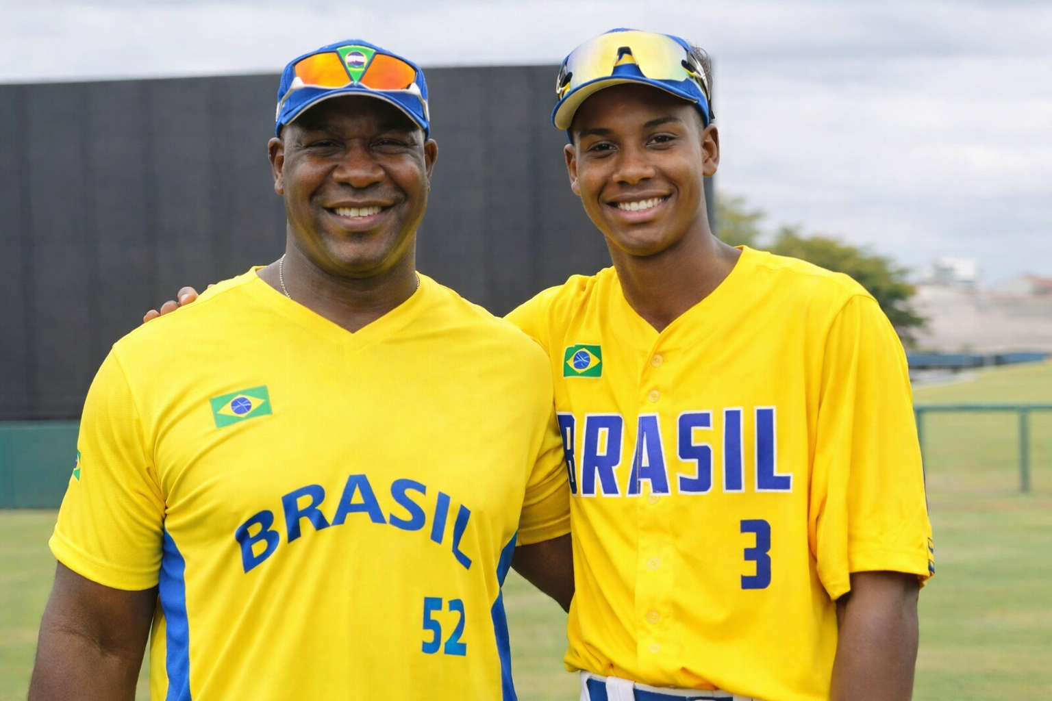 Joseph Contreras, hijo de José Contreras, debutará en el Clásico Mundial con 17 años
