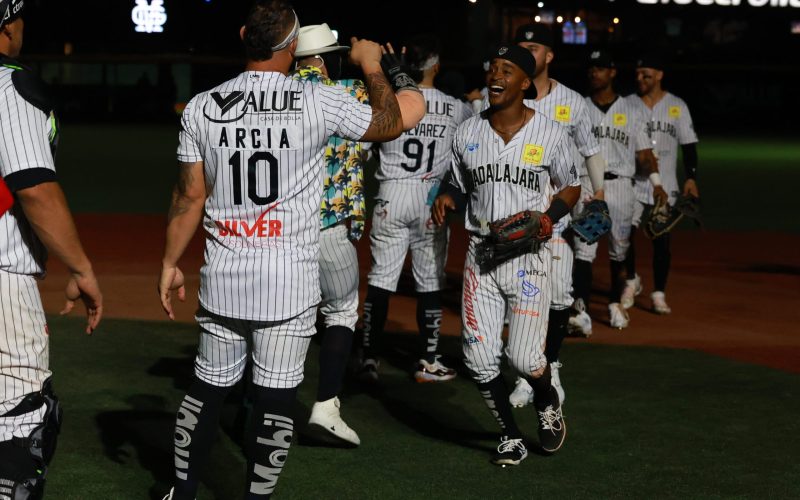 Mariachis de Guadalajara con todo para entrar a zona de Playoff