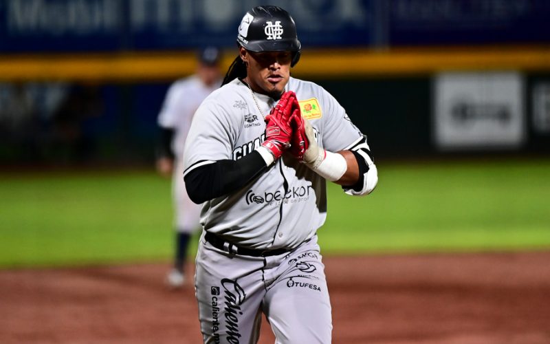 Acereros de Monclova doblega a Mariachis de Guadalajara