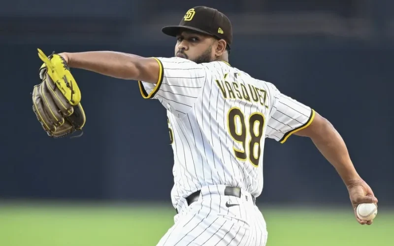 Noche de historia para Luis Arraez y noche de derrota para los Padres en San Diego