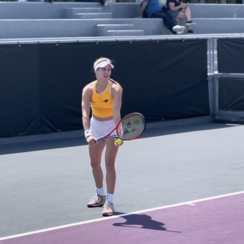 Genie Bouchard atiende a sus fans tapatíos