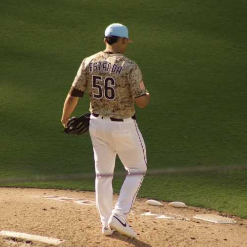 Los Padres le ganan a los Rangers en San Diego y cierran un gran 4 de Julio
