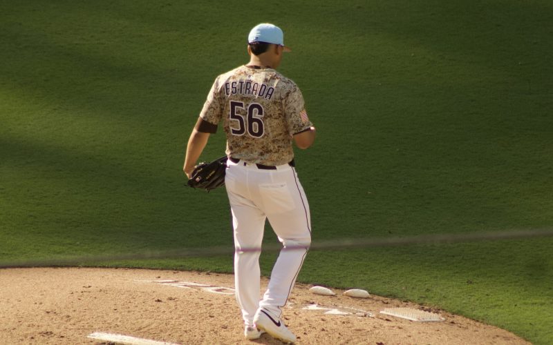 Los Padres le ganan a los Rangers en San Diego y cierran un gran 4 de Julio
