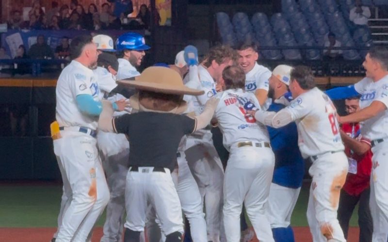 Walk-Off de Mateo Gil para barrer a Sultanes de Monterrey