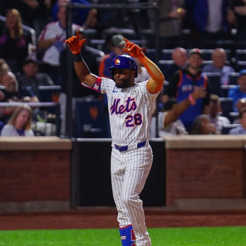 King sufre una noche para el olvido y los Padres caen ante unos Mets inspirados en Queens