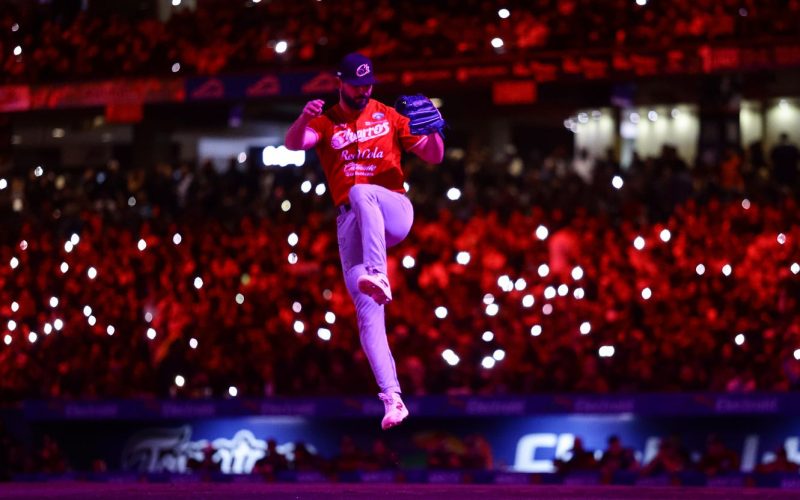 Charros de Jalisco gana en extrainnings a Tomateros de Culiacán y empareja la Final 1-1