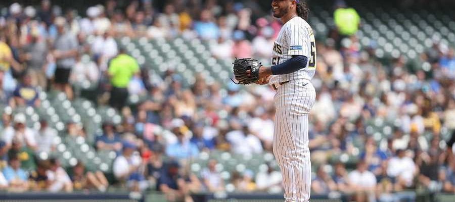 Mets refuerzan su rotación con la llegada de Freddy Peralta desde Milwaukee