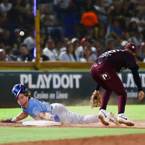 Unión Laguna fuerza el Juego 7 con jonrón de Clementina; la Serie de Zona se empata 3-3