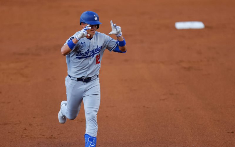 Ohtani (HR 44) y Call (4 hits) encabezan la victoria contundente de Dodgers sobre Rockies en Denver