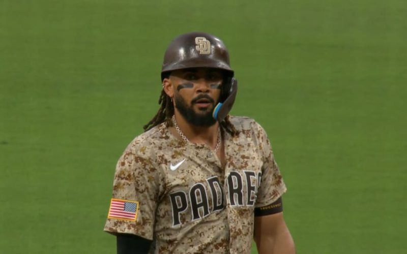 La novena de los Padres le da a su afición una nueva alegría en el Petco Park